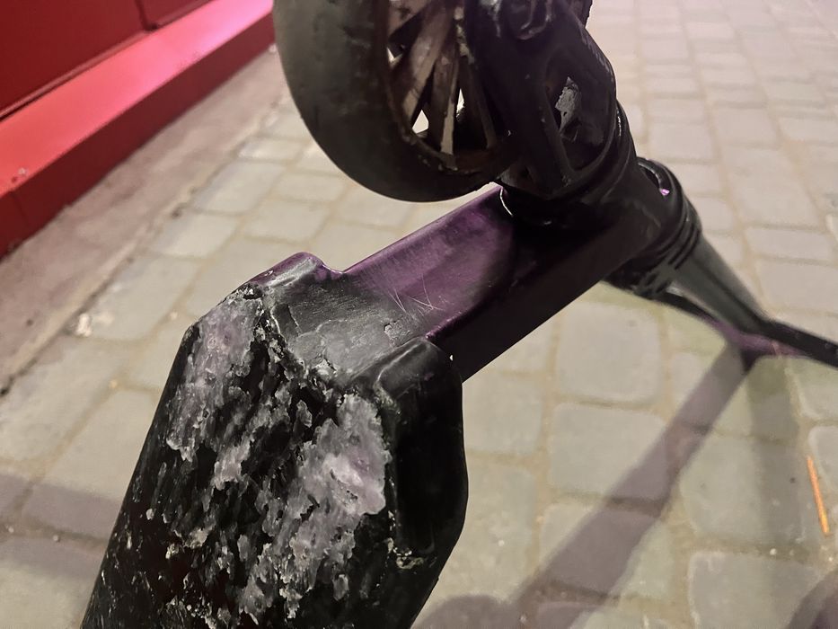 Продаю трюковой самокат кастом