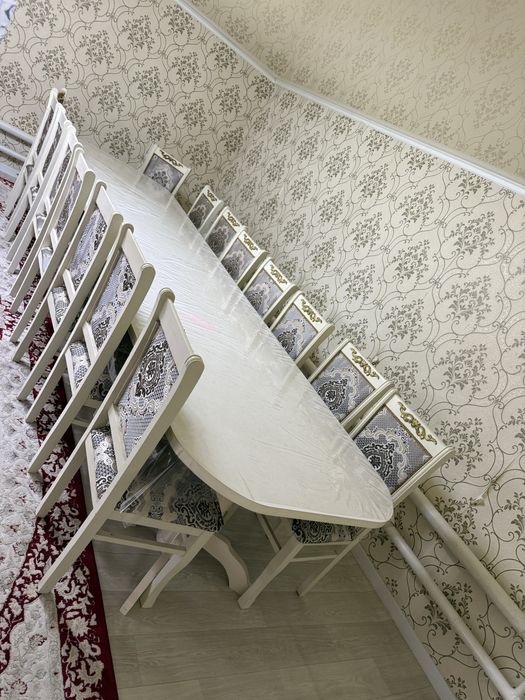 Продам стол со стульями