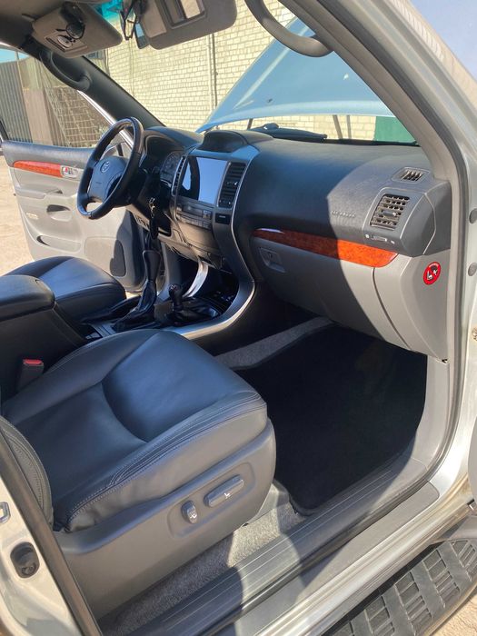 Продам Toyota Prado 120