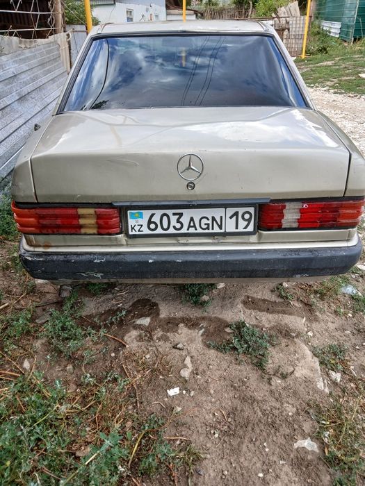 Продам автомобиль мерседес