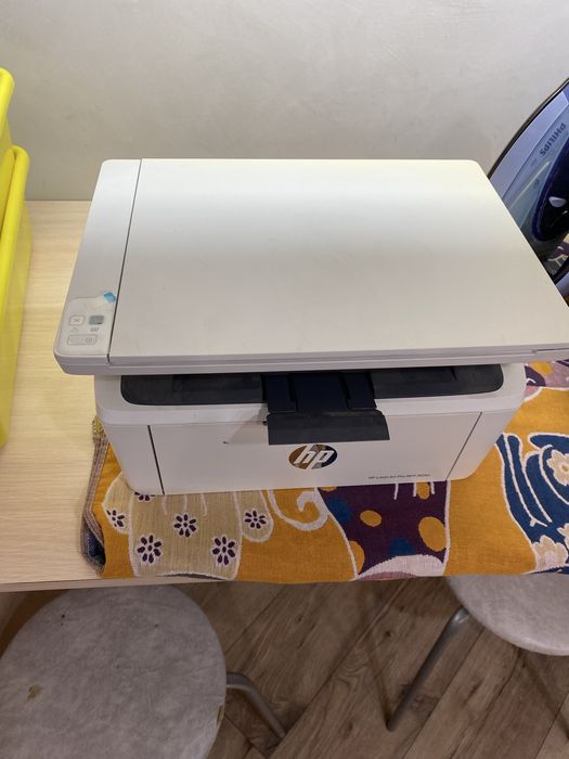 Продам принтер + сканер Hp laserJet Pro MFP