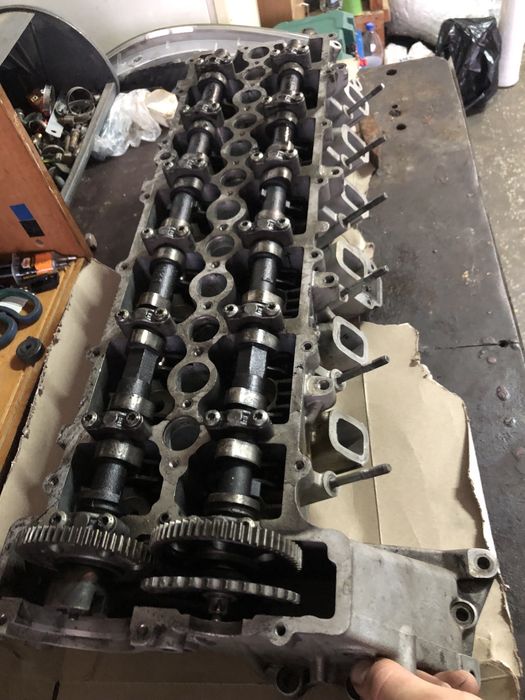 Глава за БМВ 218 кс 3.0 дизел