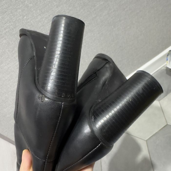 Продам зимние сапоги