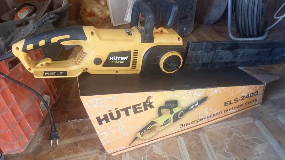 Продам электрическую пилу