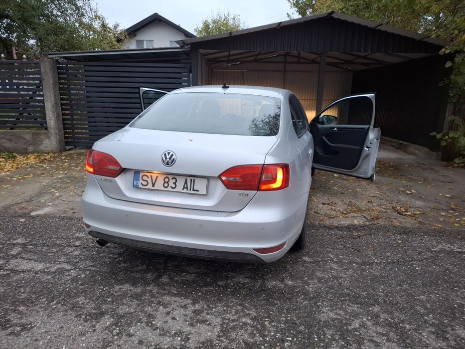 VOLKSWAGEN Jetta 2012 — imagine 4