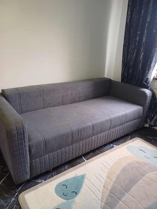 De vânzare canapea, sifonier4 uși comoda tv dulap soldat cu oglinda