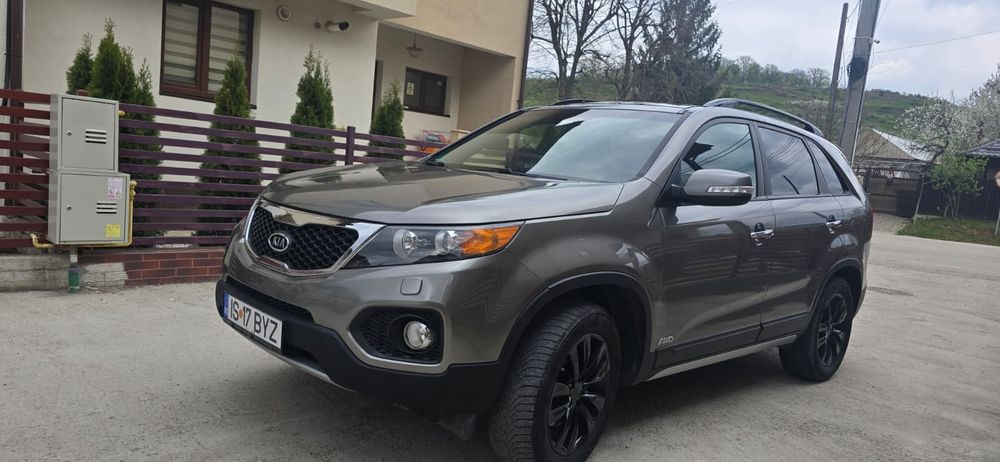 Vând auto Kia Sorento