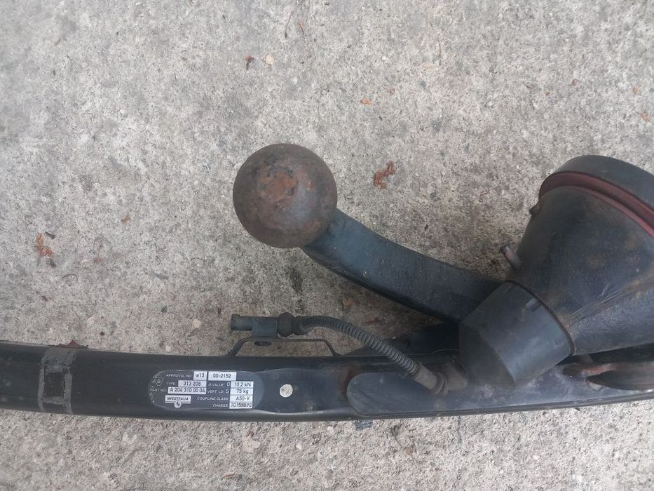 Таглич за Mercedes W204