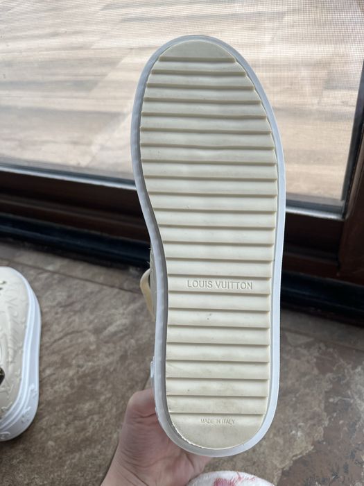 Кецове - Louis Vuitton Time Out.