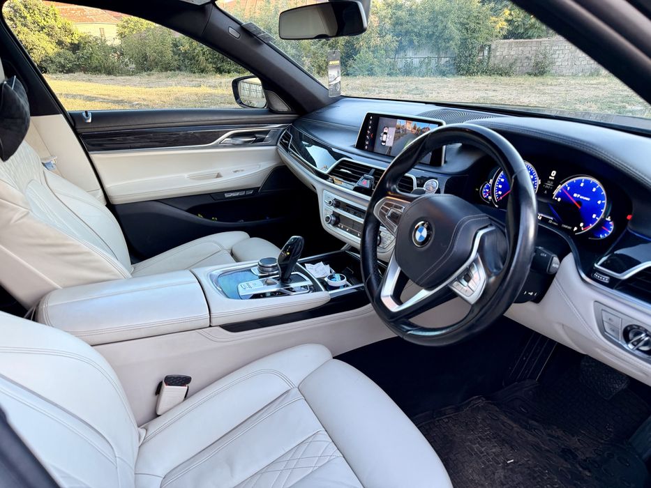 Bmw Seria 7 G11 2016 M Sport X drive