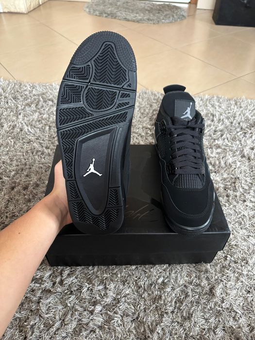 Air Jordan 4 “Black cat” -42,5 / 43