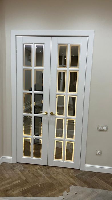 Установка межкомнатных дверей.
