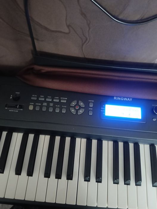 Цифровое пианино