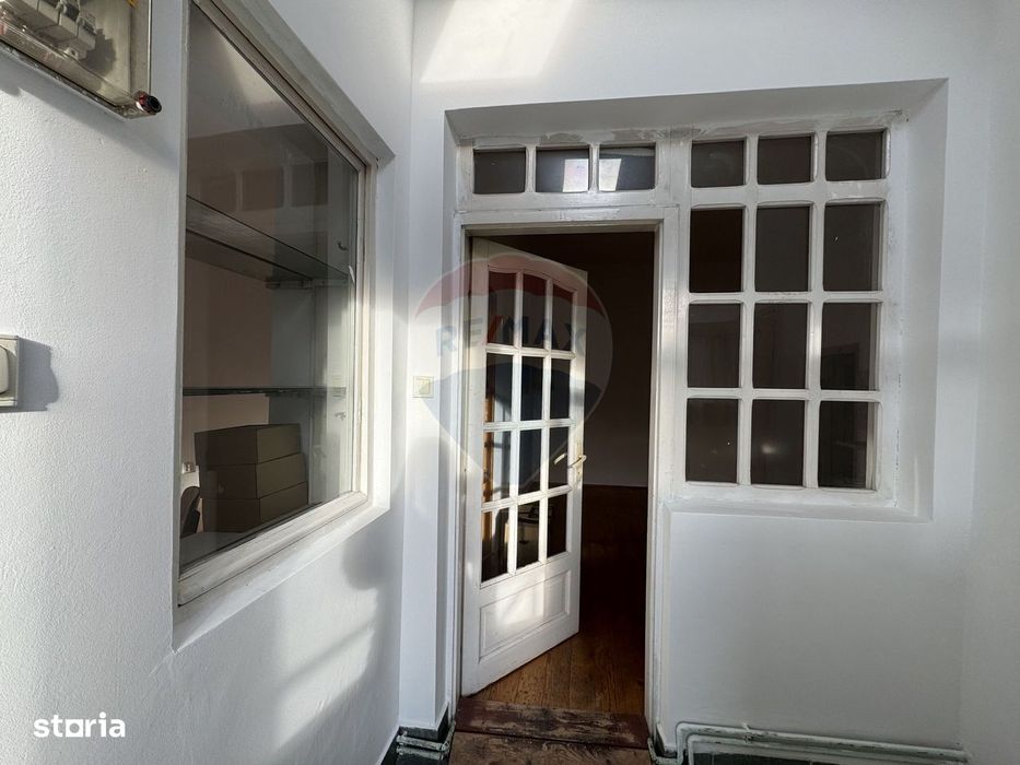 Casă pe un nivel aproape de centrul orașului