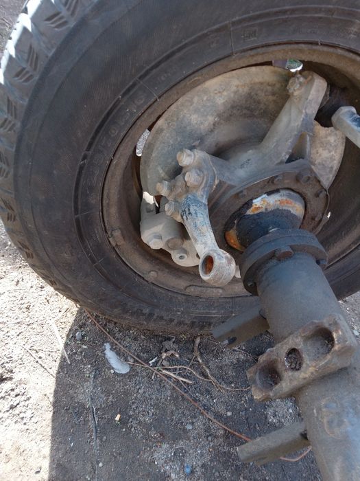 На Уаз Фермер,буханка передний мост