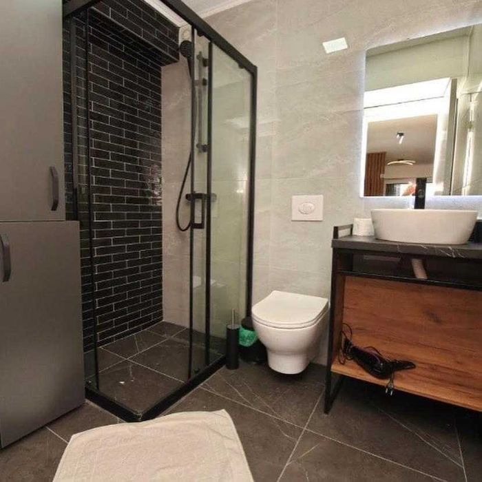 Дава се под наем Двустаен апартамент в Бургас, Лазур - 30 кв.м за 153 € - Снимка #2