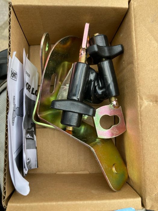 Допълнителни ключалки кабина Actros (MP 4) (9/11 >)