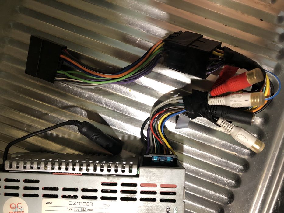 Clarion CZ100ER CD/MP3/WMA Receiver