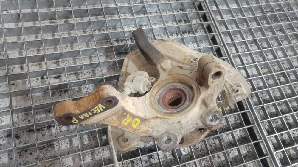 fuzeta dreapta fata opel vectra b