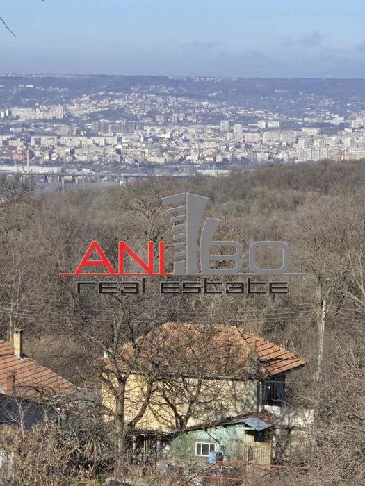 Къща в Варна-м-т Боровец - север площ 40 цена 140000