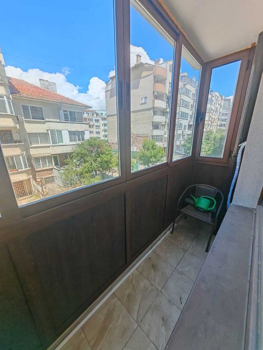 Продава се Двустаен апартамент в Бургас, Възраждане - 62 кв.м за 2541 €/кв.м - Снимка #11