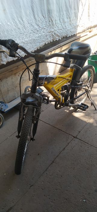 Продам велосипед GIANT