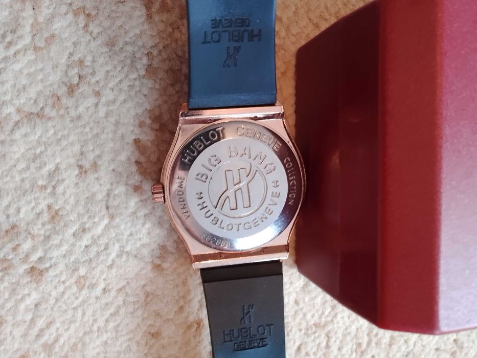 Наручные часы HUBLOT