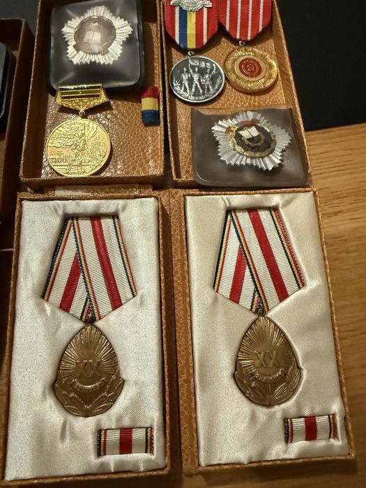 Medalii din epoca comunista