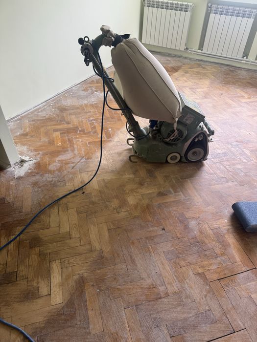 Parchet raschetare scara reconditionare lemn dusumea slefuire renovare