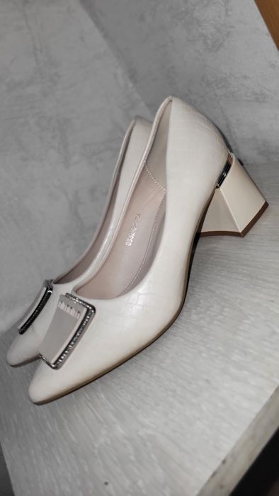 Туфли женское новый.