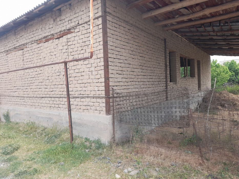 Участка сотилади