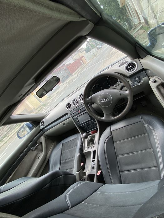 AUDI A4 0 — imagine 5