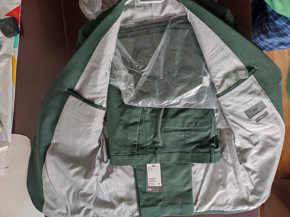 costum H&M stretch mar.50/52 gri-verde inchis talie=90/100, nou+etich.
