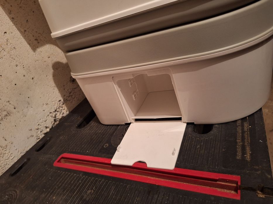 Toaletă portabilă Flytec