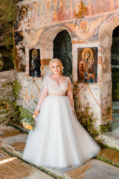 Vând rochie mireasă