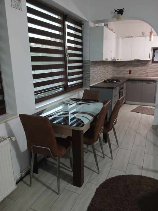 Casă de vânzare str. Câmpului (cartier Trivale) - 232 mp construiți, 530 mp teren