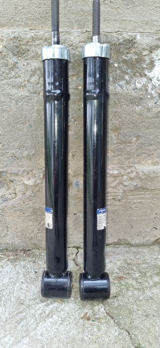 Амартизатор пассат б3