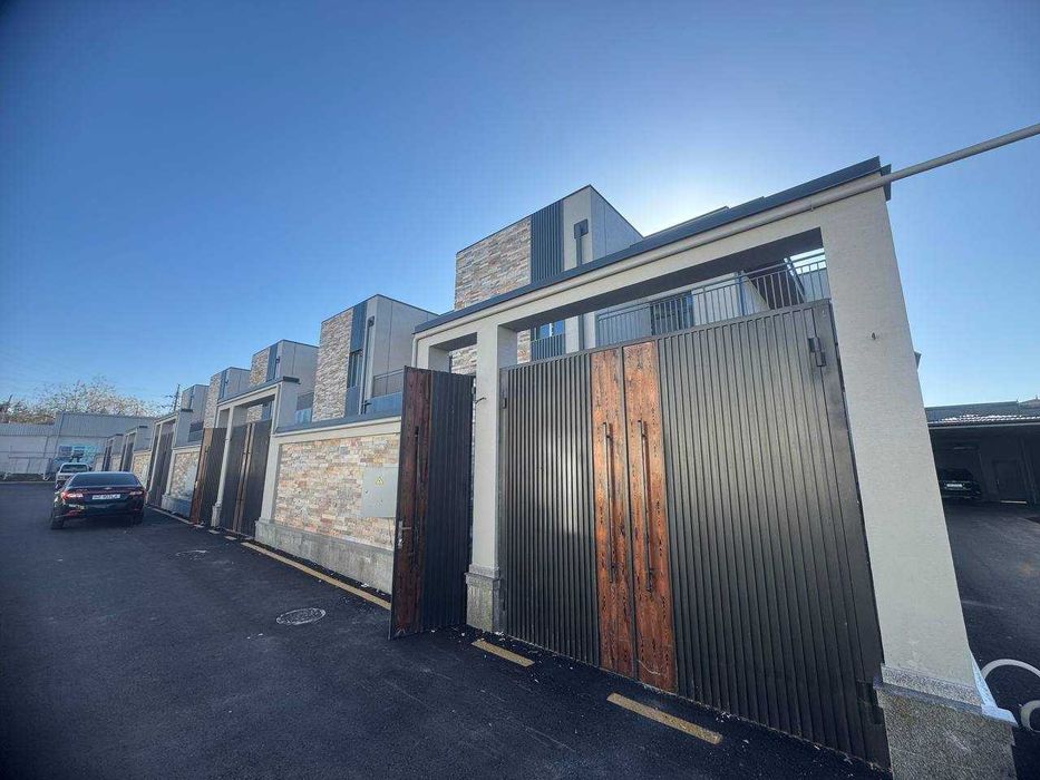 Продажа Хайтек Евродома на Лимонарии, 3,5-сотки, 420 кв.м