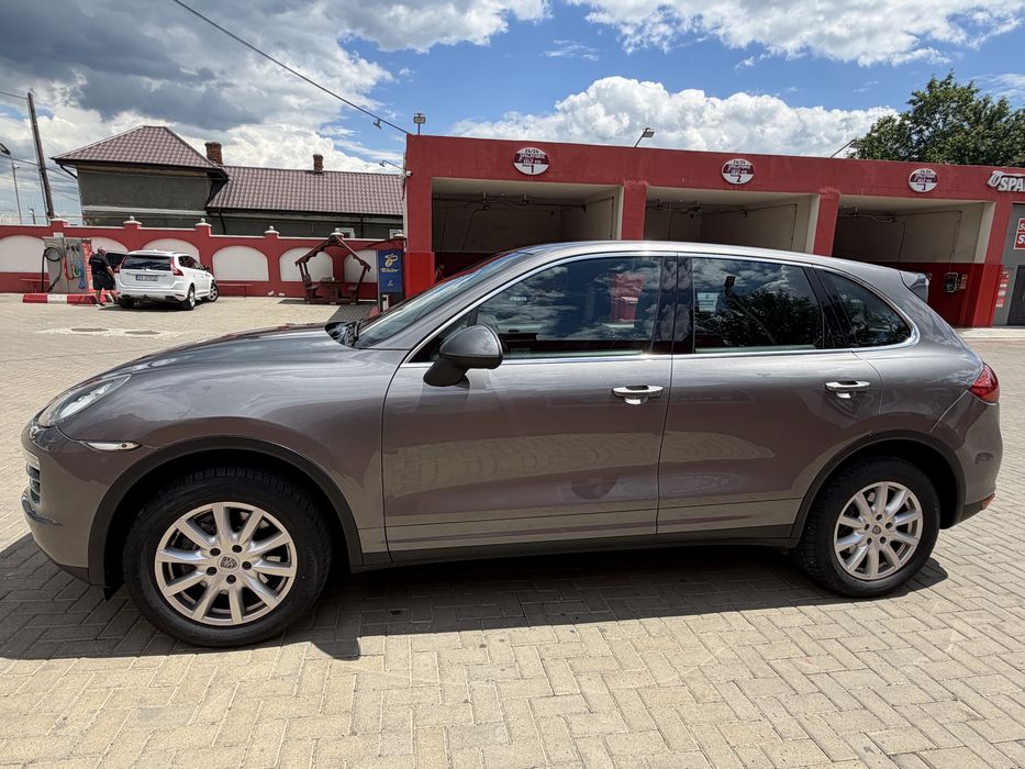 PORSCHE Cayenne 2012 — imagine 4