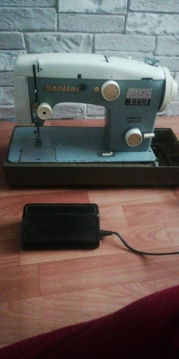 Швейная машина Veritas