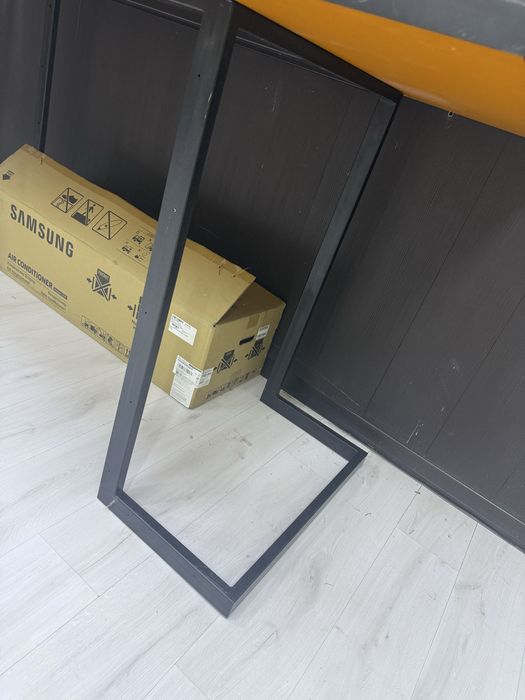 Продам стол новый прочный