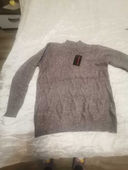 Дамски пуловер размер XL