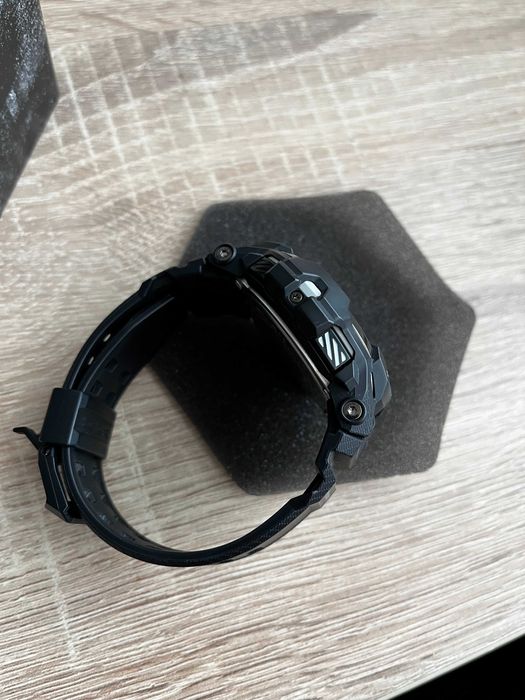 Часовник Casio G-Shock GR-B300