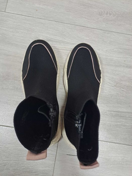 Боти за момиче Зара