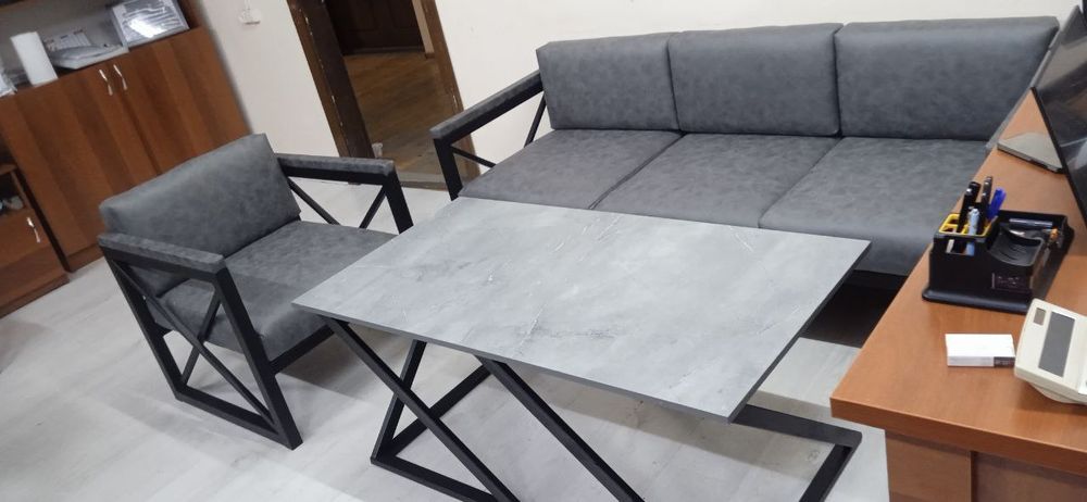 Лофт диван металлическое