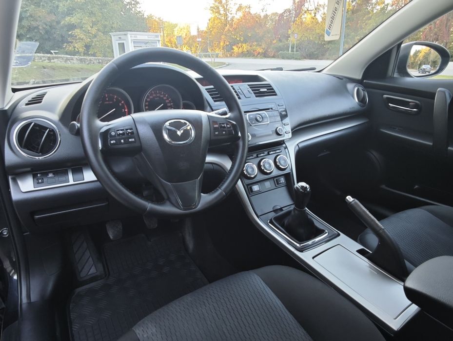 Mazda 6 2.0 бензин