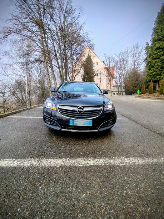 Vând Opel insignia Automata 2.0 4/4   2014