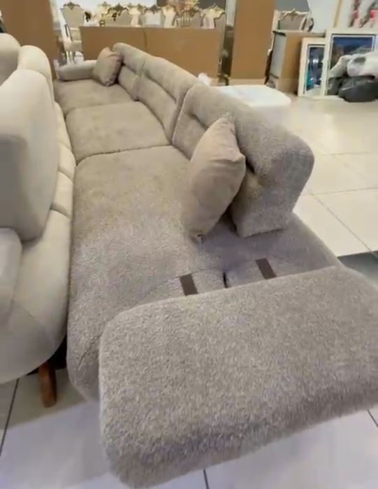 Продам диван букле