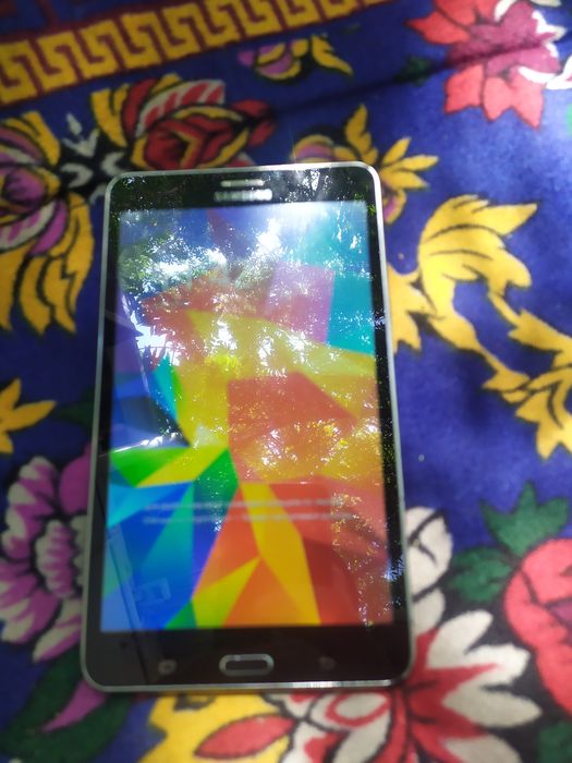 Планшет Samsung galaxy Tab SM-T231 сотилади