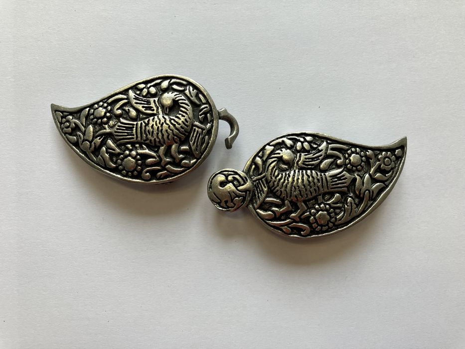 Сребристи пафти за фолклорна носия